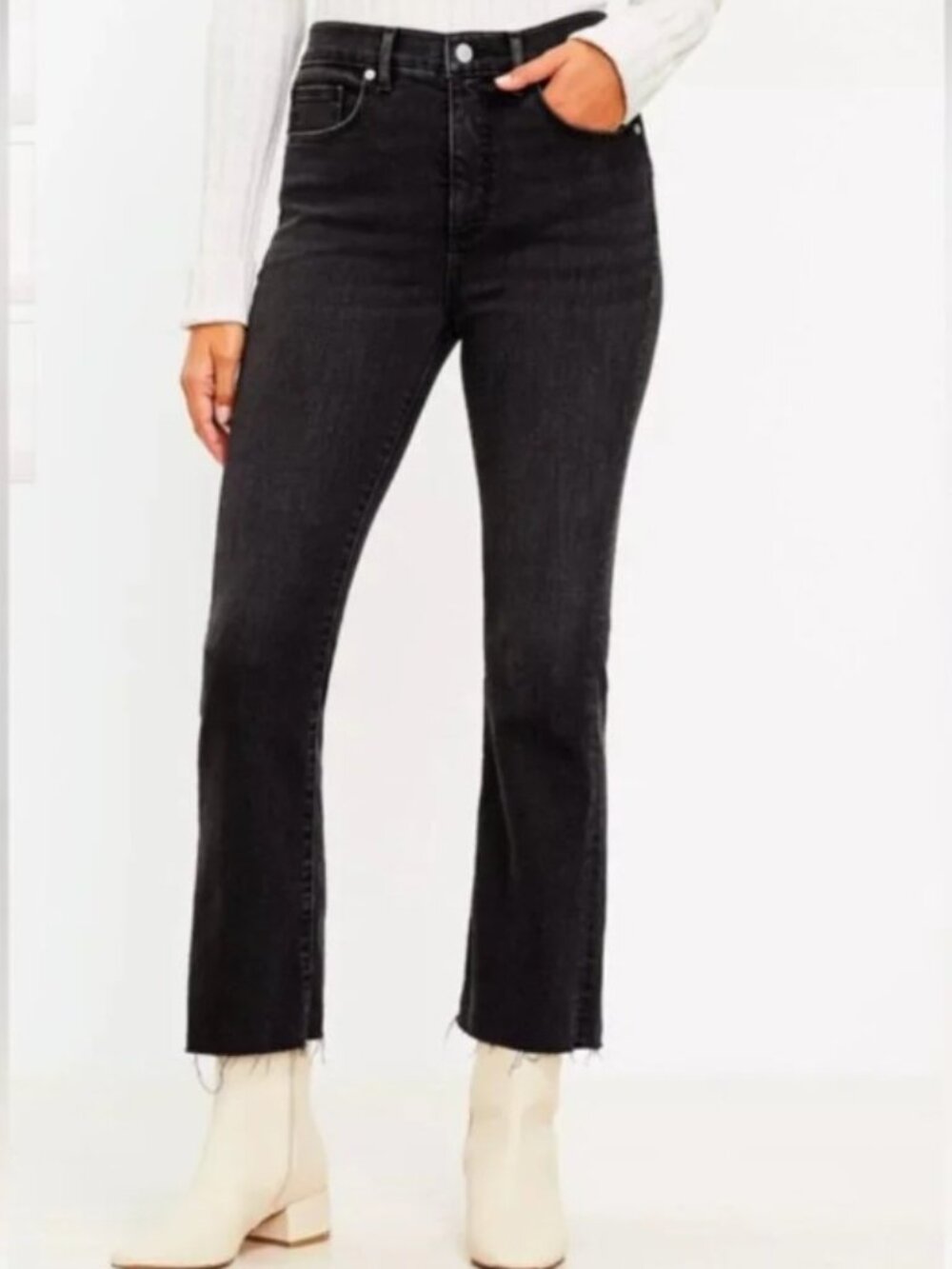 LOFT Washed Black Raw Hem Straight-Leg The Kick Crop Jeans — Size 18 / 34